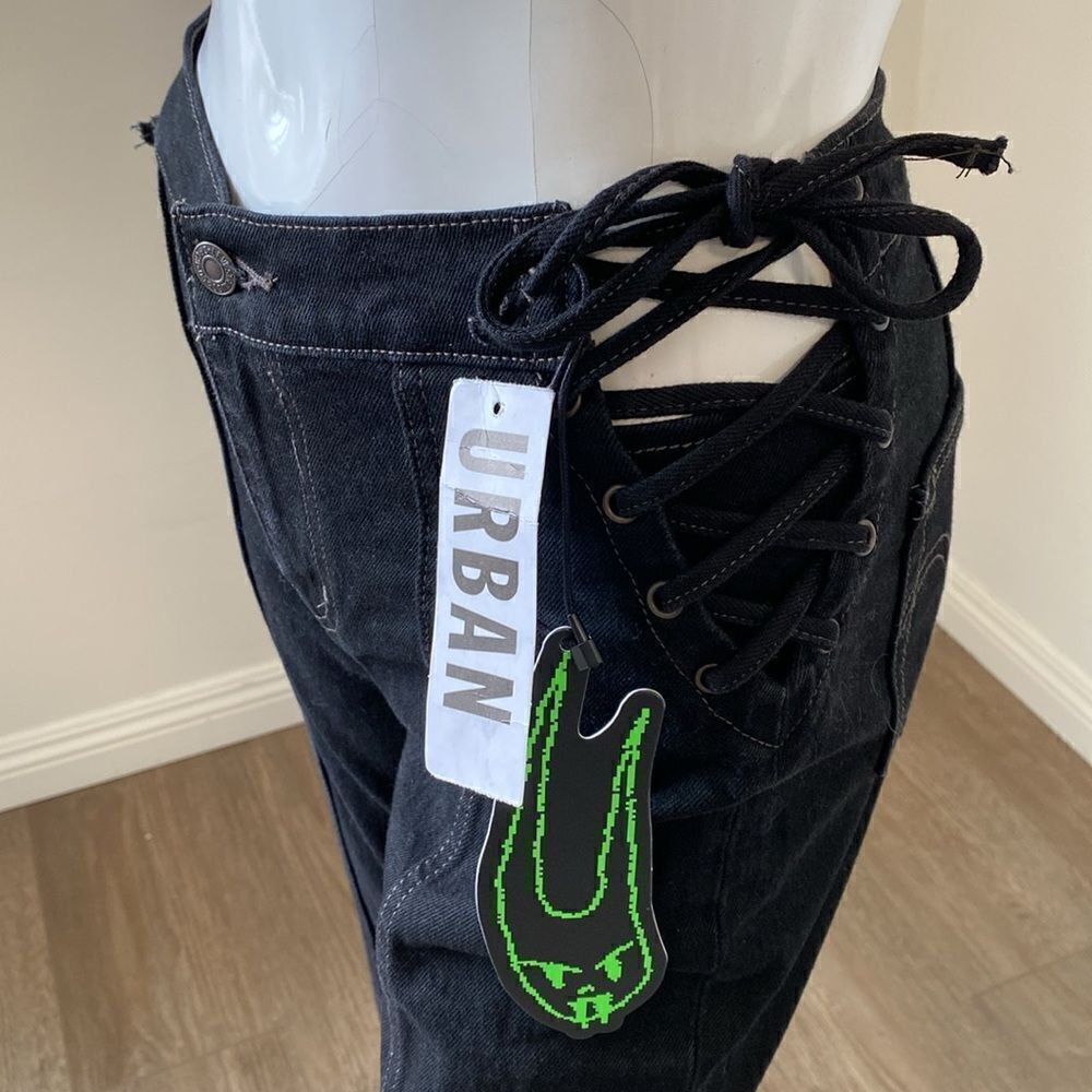 NOT FOR SALE - Picture 5 of 8